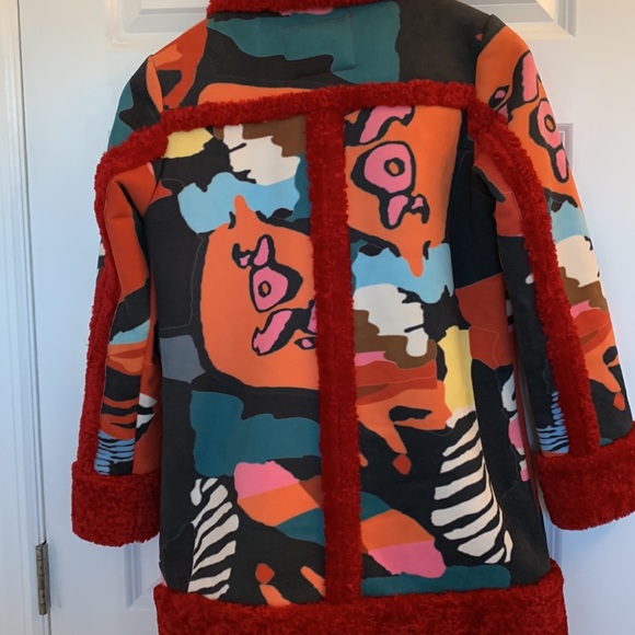 Gorgeous Size S,LULU.H Paris, Red with fabulous pattern designs See Photos - Picture 5 of 8